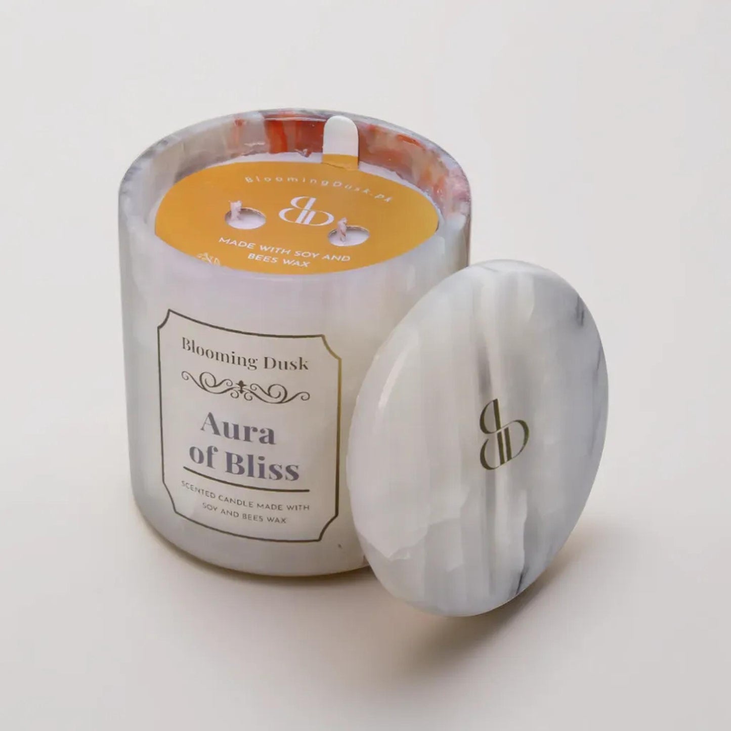 Blooming Dusk's Aura of Bliss scented candle